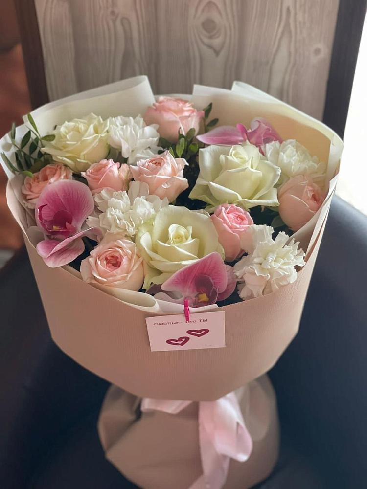 Букет цветов из: Орхидеи, Розы и Гвоздики в Бурибай