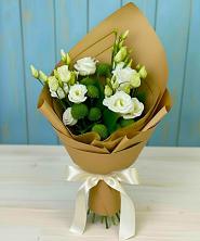 Букет цветов из:  Хризантемы и Лизиантусы в Бурибай