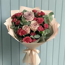 Букет цветов из:  Гвоздики и Розы в Бурибай