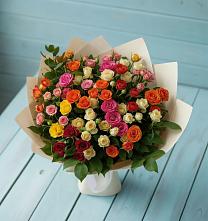 Букет Микс из разноцветных кустовых роз в Бурибай